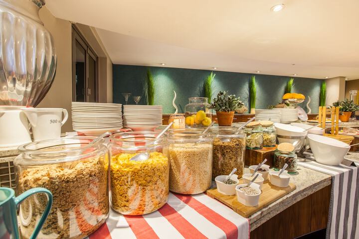 Dining Photos