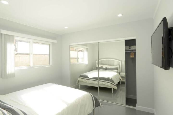 Room 2 of 29