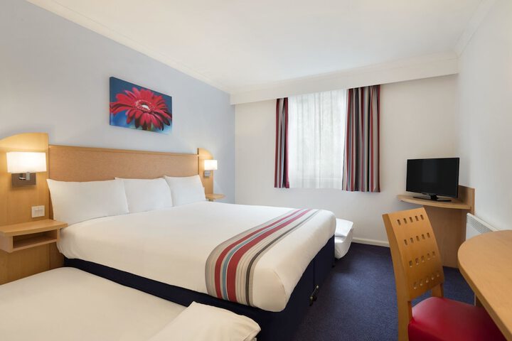 Room 7 of 22