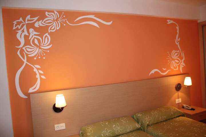 Room 11 of 47