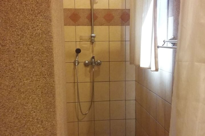 Room 92 of 133