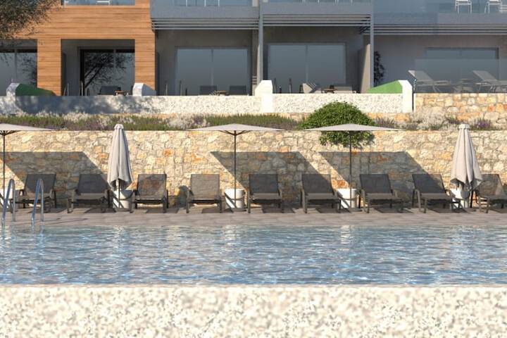 Pool 25 of 35