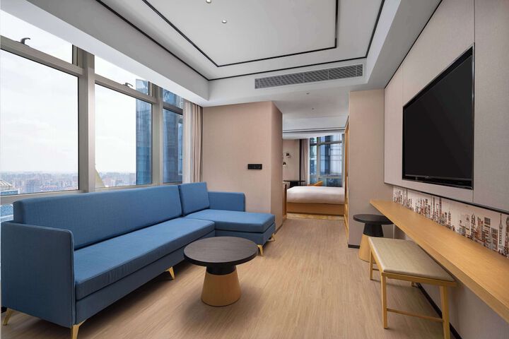 Room 41 of 67