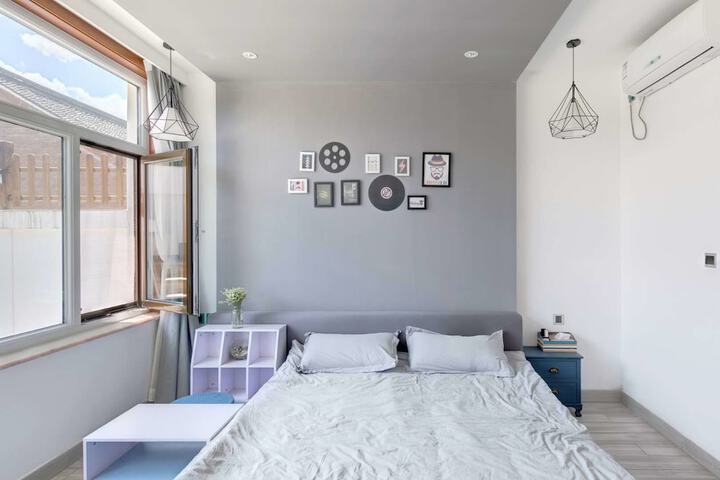 Room 3 of 58