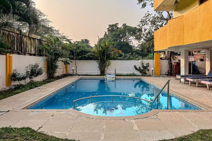 Pool 15 of 17