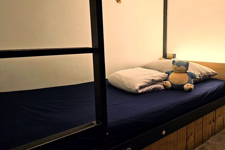 Room 25 of 59