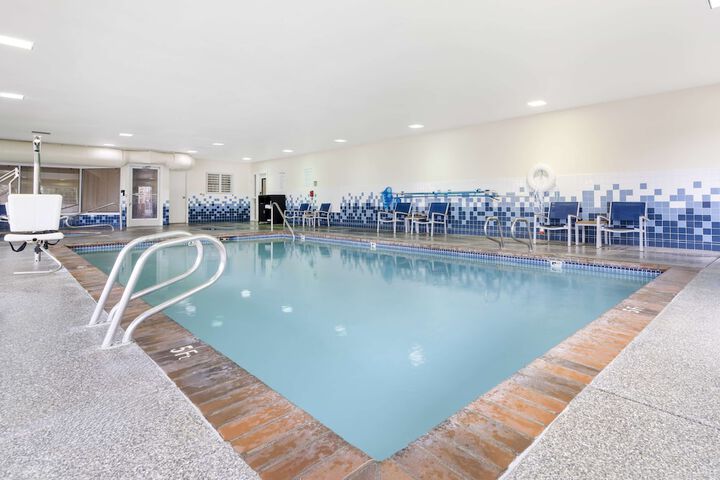 Pool 28 of 37