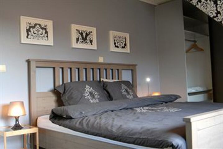 Room 11 of 30
