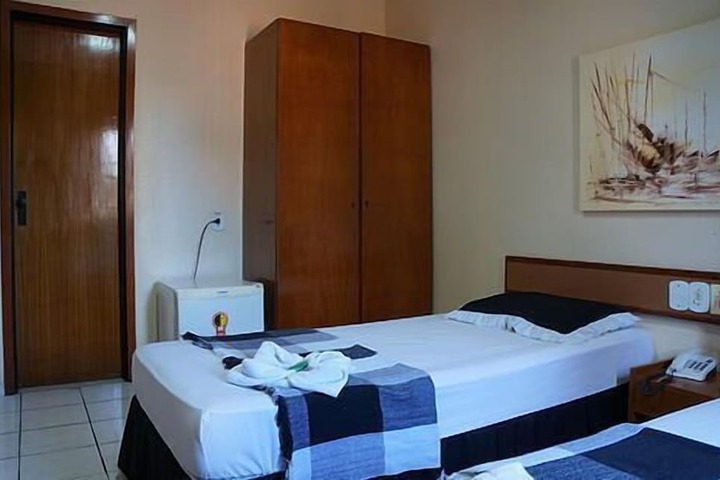 Room 18 of 26