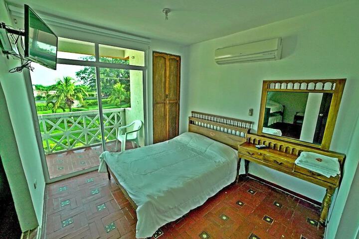 Room 2 of 50