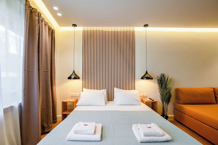 Room 33 of 151