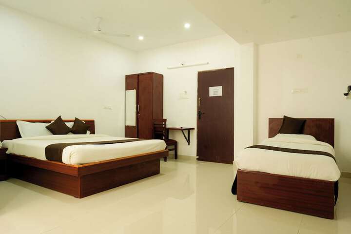 Room 6 of 38