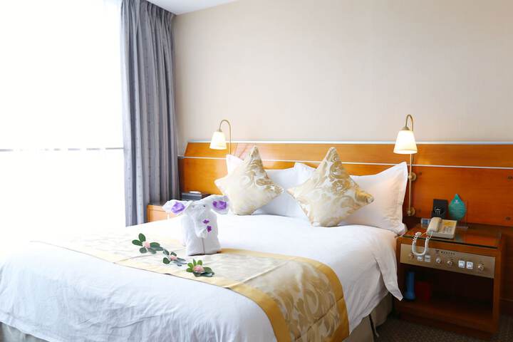 Room 21 of 49