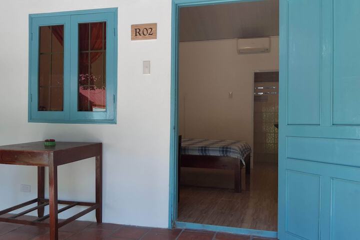 Room 33 of 59