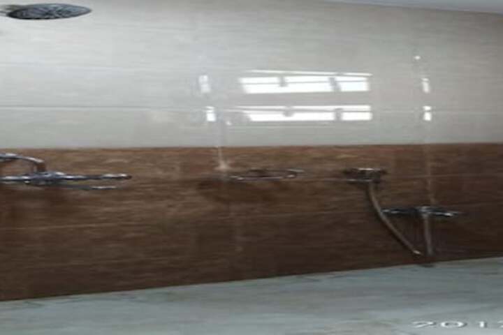Room 16 of 26