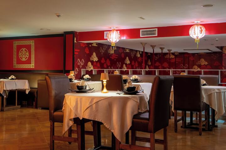 Dining 102 of 145