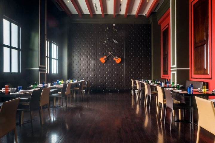 Dining 42 of 67