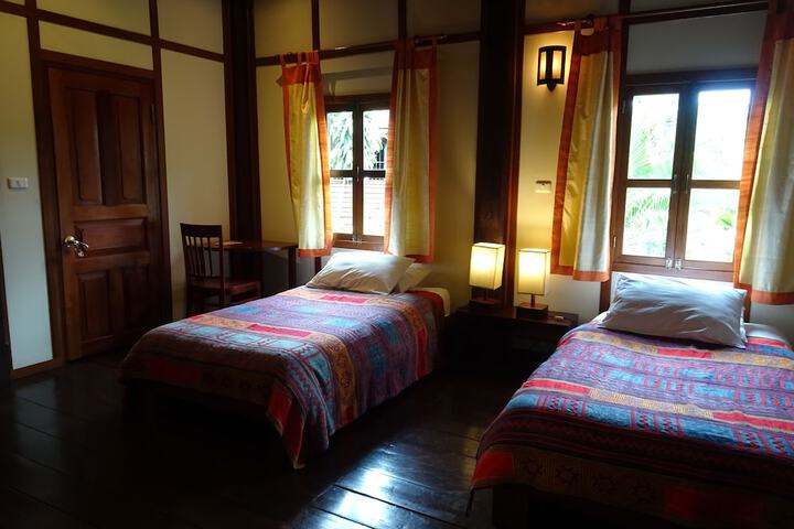 Room 15 of 108