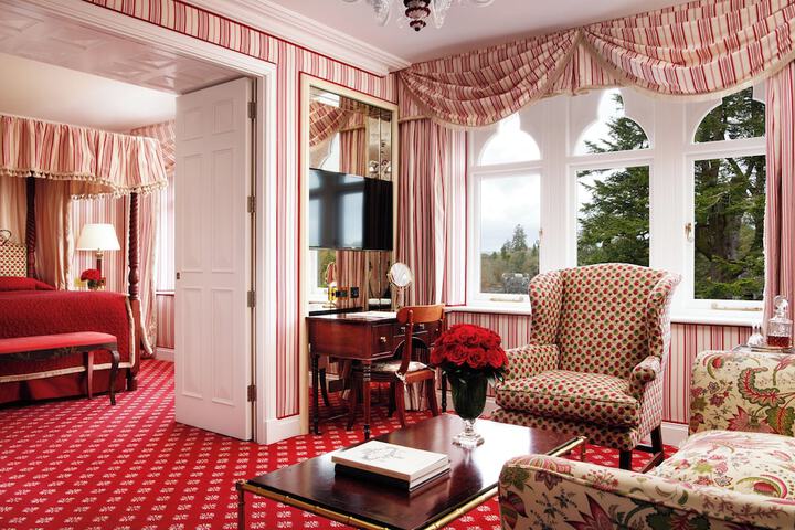 Room 36 of 122