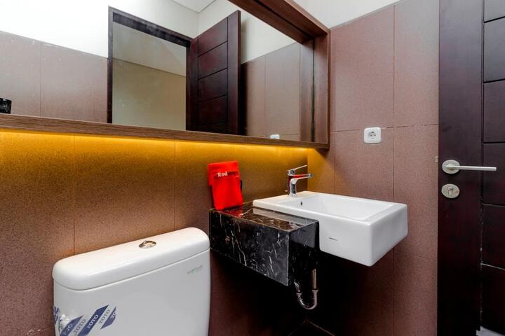 Room 3 of 5