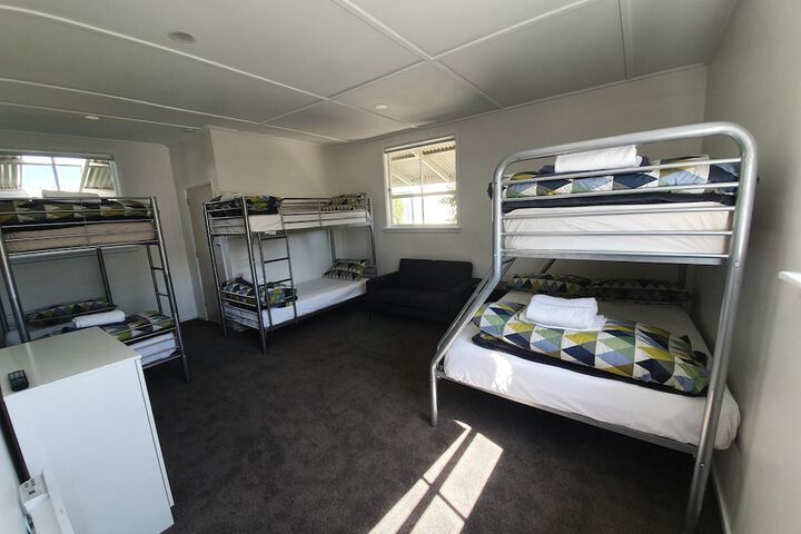 Room 11 of 113