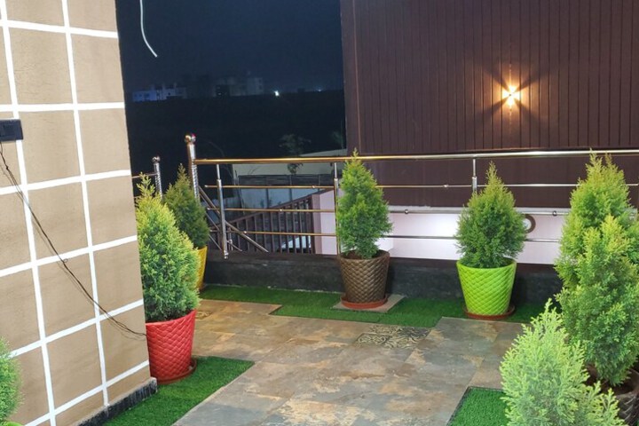 Terrace/Patio 5 of 10