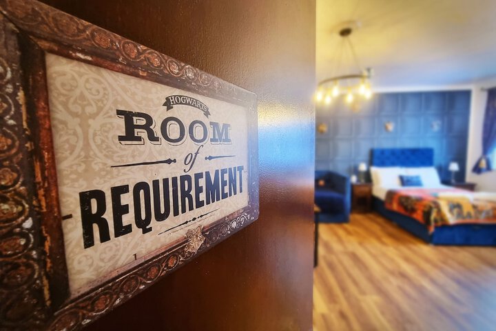 Room 3 of 153