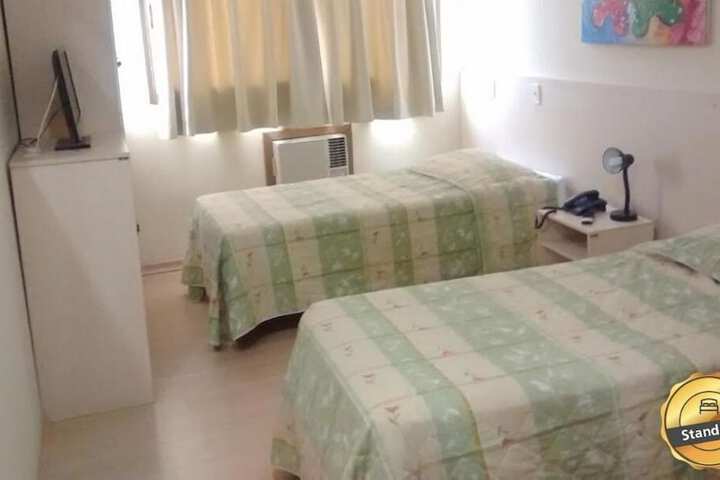 Room 9 of 33