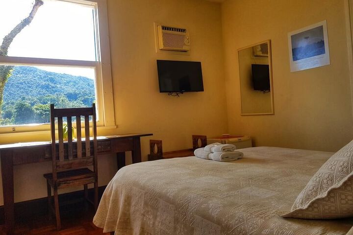 Room 16 of 23