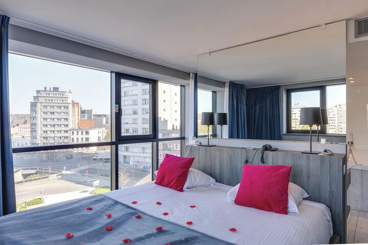 Room 20 of 63
