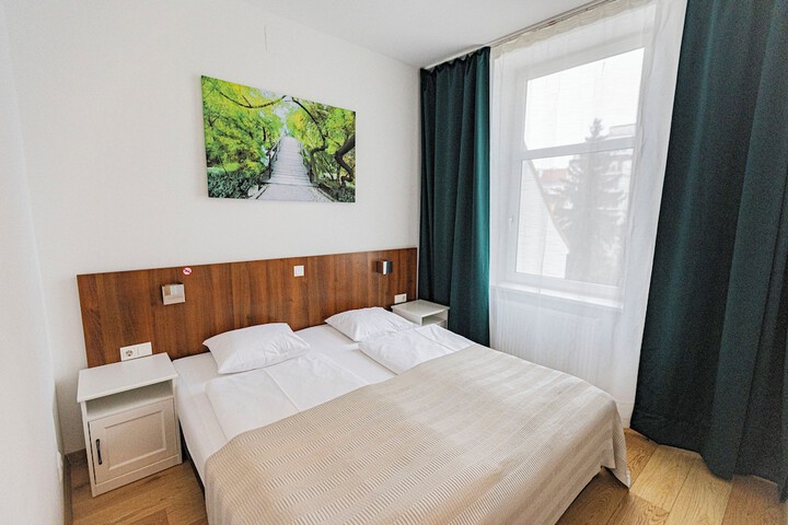 Room 20 of 94