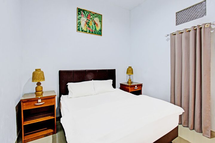 Room 11 of 30