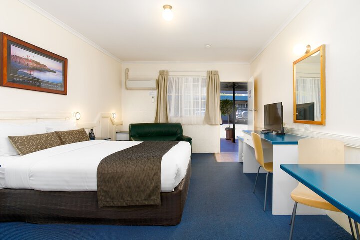 Room 7 of 23