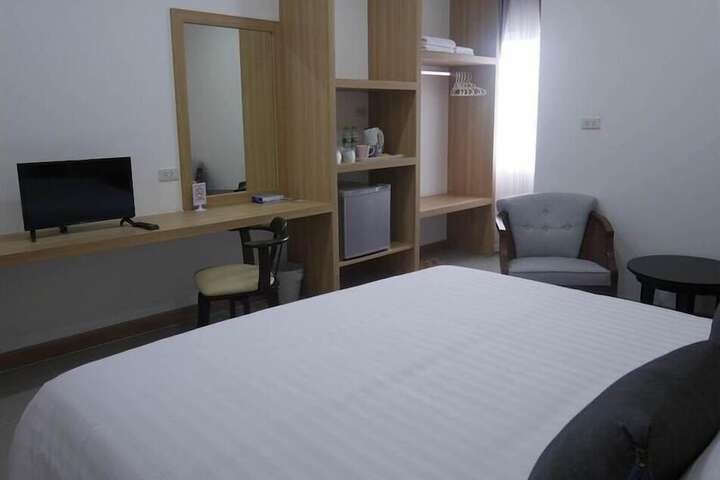 Room 7 of 57