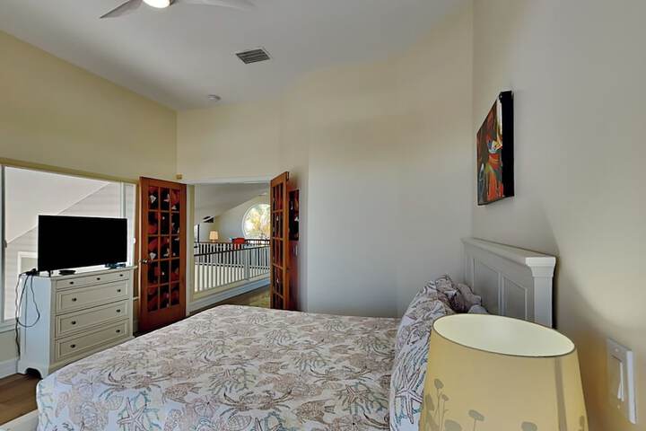 Hotel Interior 30 of 33