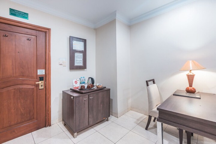 Room 35 of 62