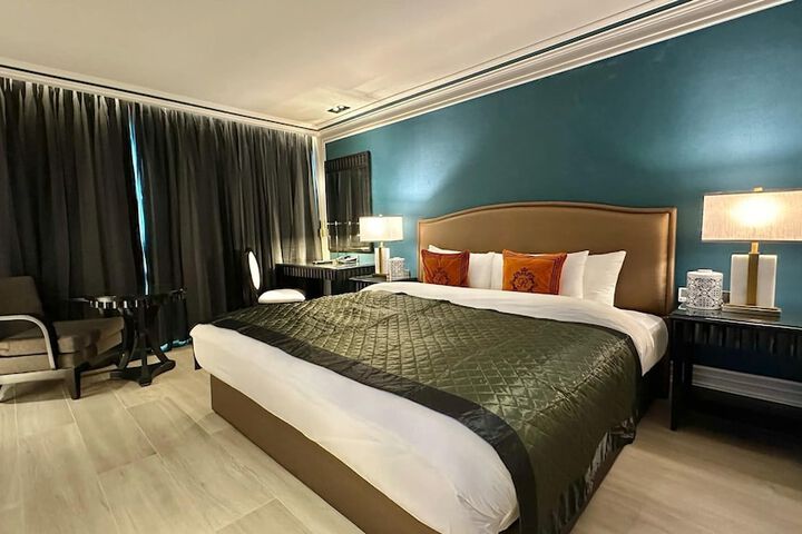 Room 17 of 41
