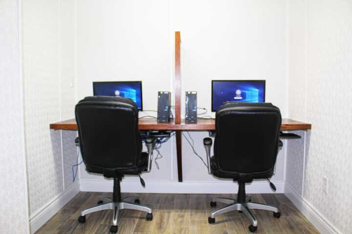 Business Center 36 of 47