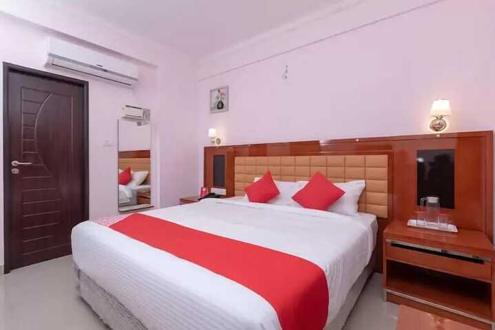 Room 14 of 21
