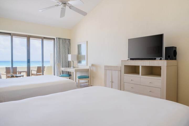 Room 44 of 113