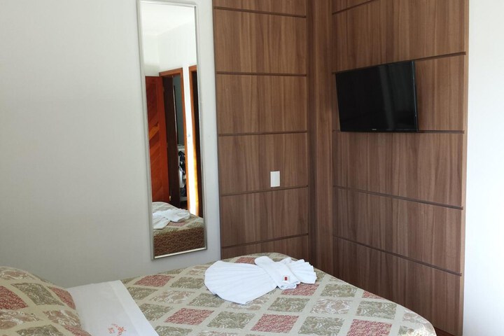 Room 12 of 51