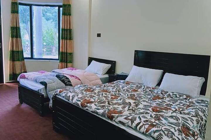 Room 2 of 4