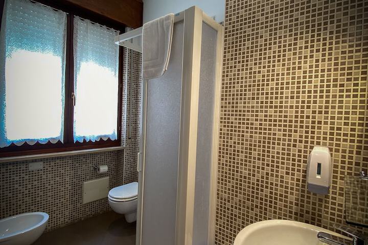 Room 31 of 35