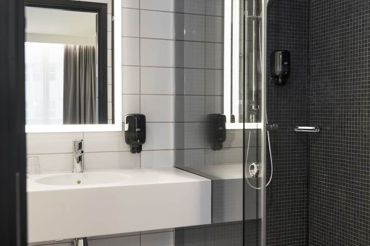 Bath Interior