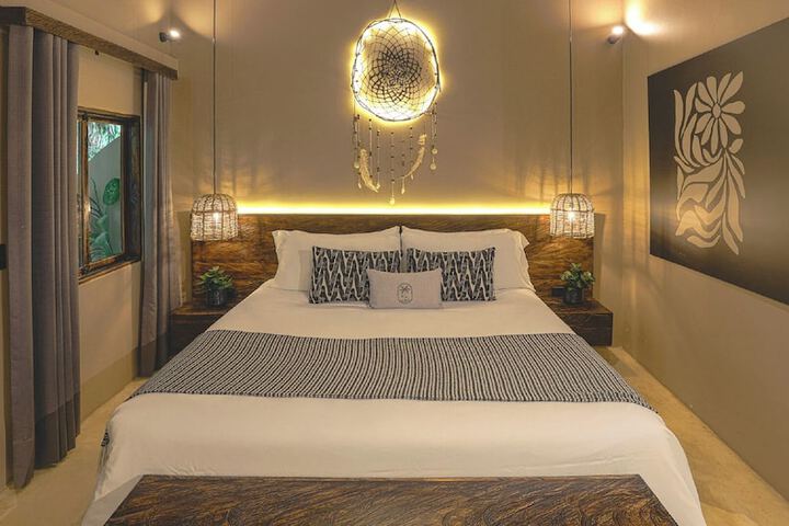 Room 12 of 92