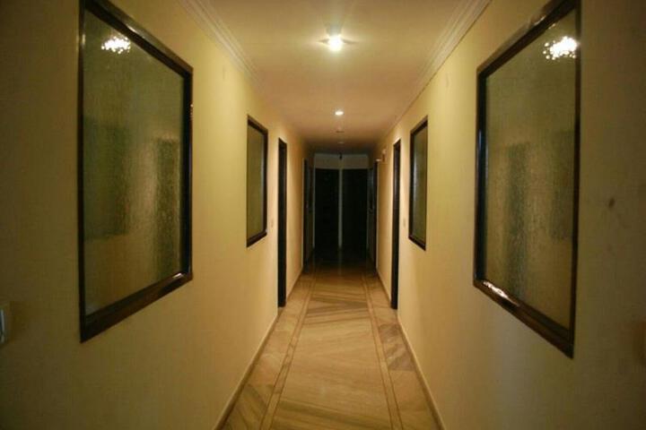 Hotel Rajdarbar & Restaurant