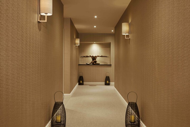 Hotel Interior 100 of 137