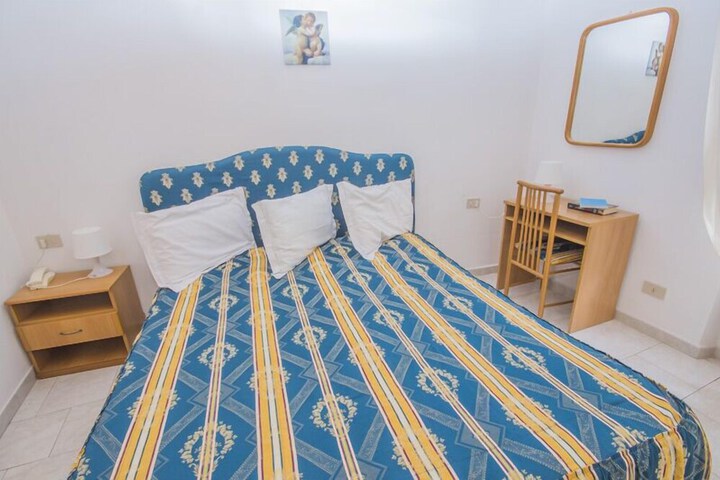 Room 3 of 23