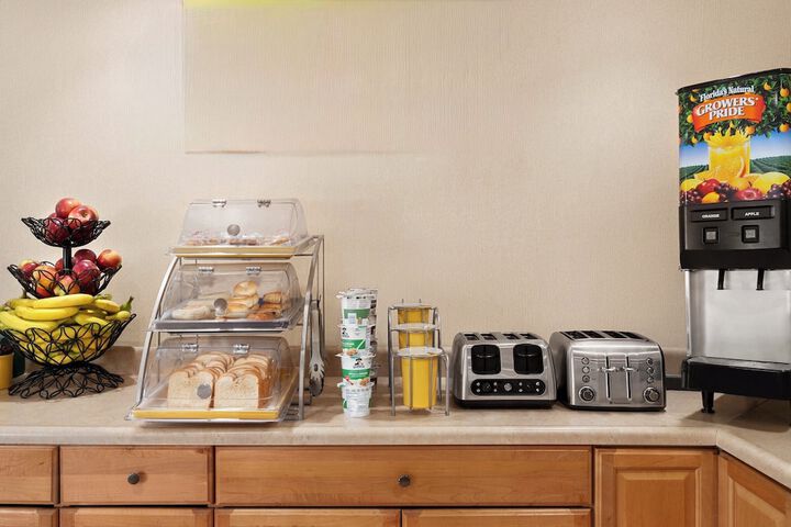 1 King Bed Microwave (3 of 6)