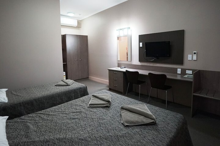 Room 7 of 20